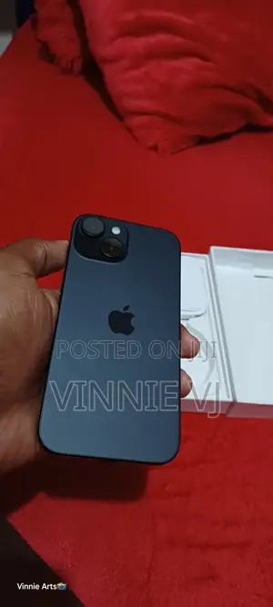 New Apple iPhone 15 256 GB Black