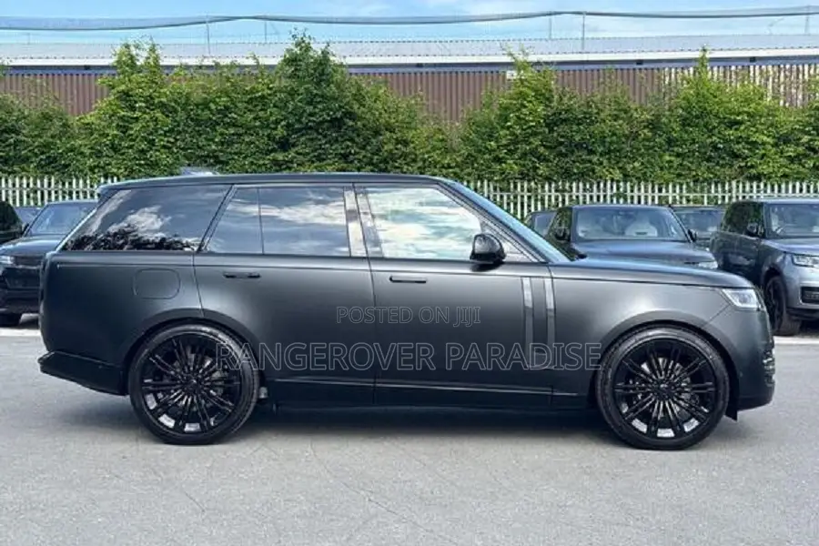 New Land Rover Range Rover 2026 Black