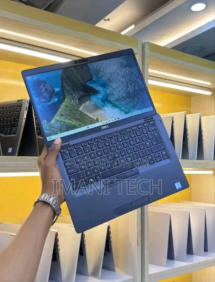 Laptop Dell Latitude 5400 8GB Intel Core i7 SSD 256GB