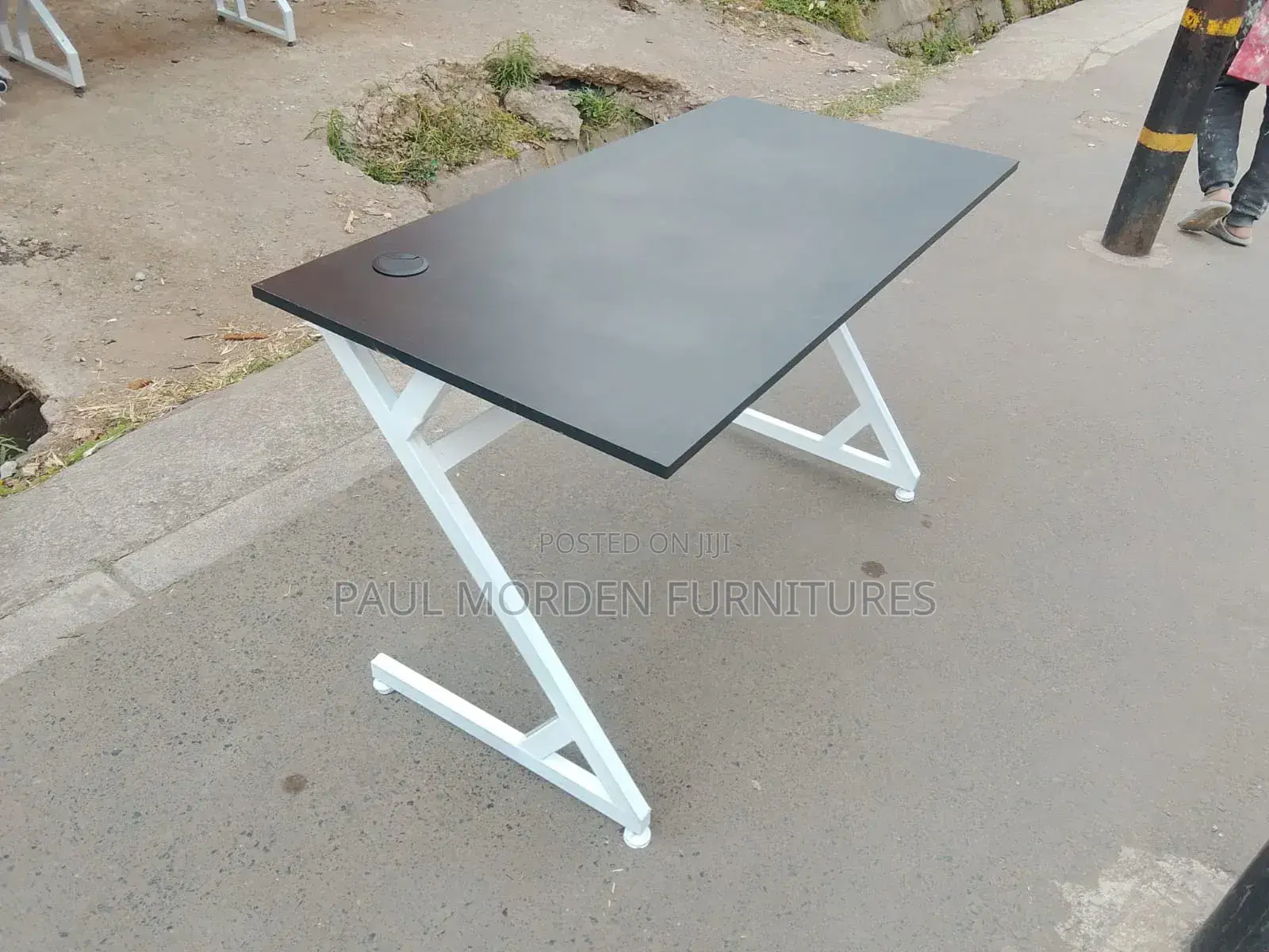 Home Office Z Shape Metal Table 1.2m