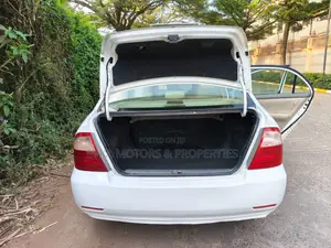 Toyota Corolla 2005 White
