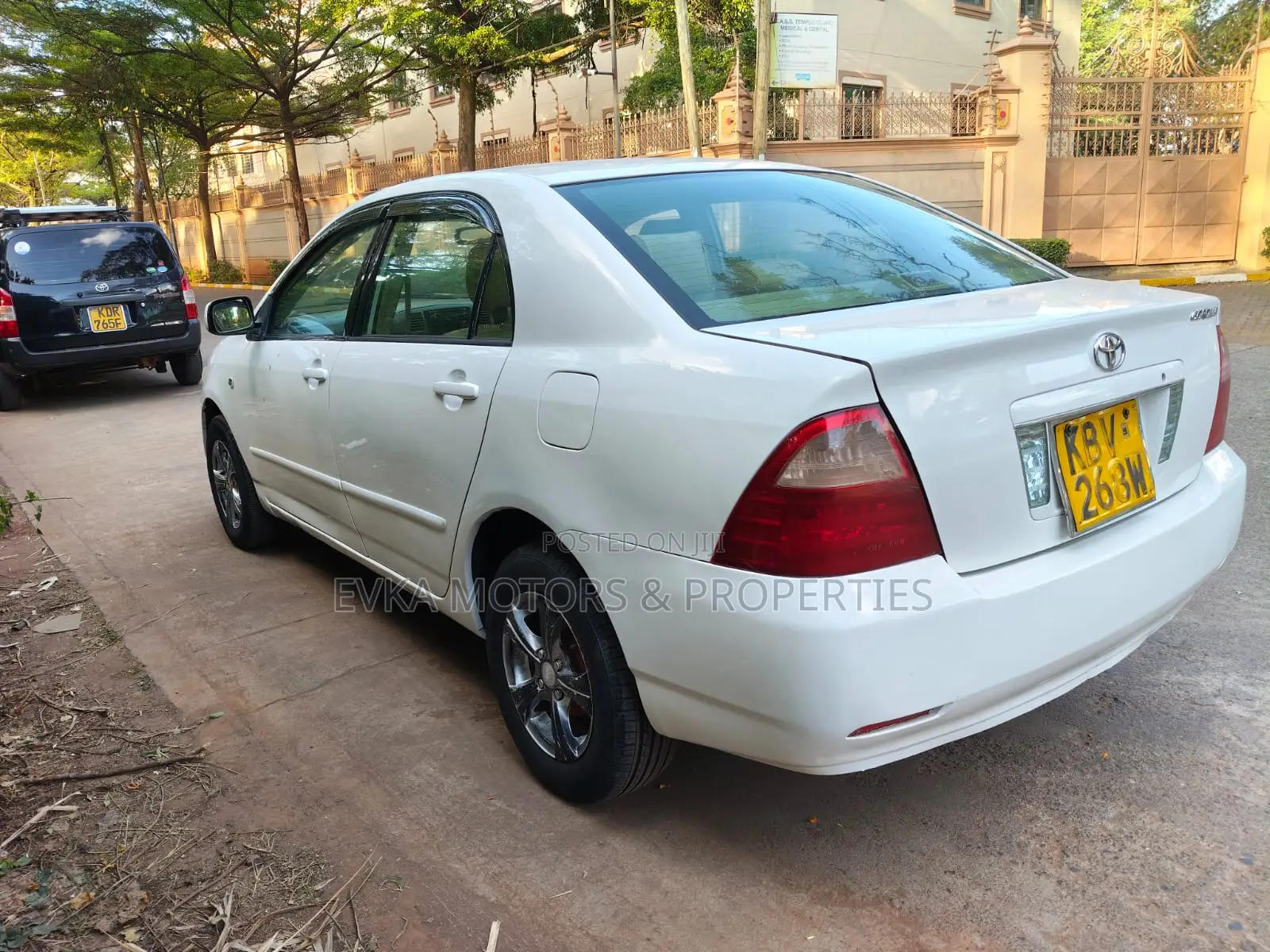 Toyota Corolla 2005 White