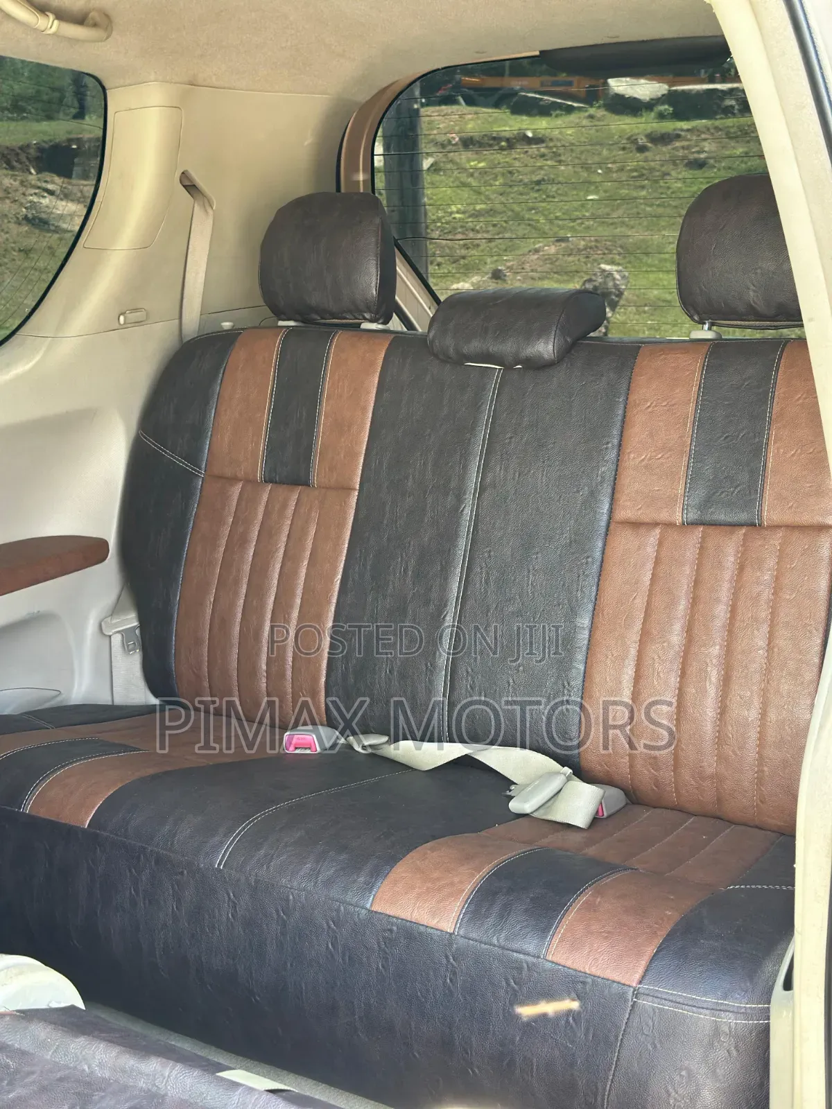 Toyota Porte 2013 Beige