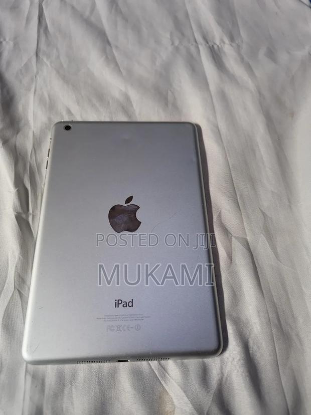 Apple iPad mini 1 16 GB Gray - thumbnail 3
