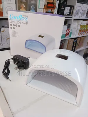 *Rechargeable Professional Nail Lamp*