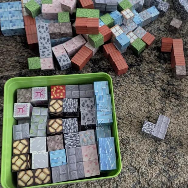 Magnetic Minecraft Building Blocks With Storage - thumbnail 2