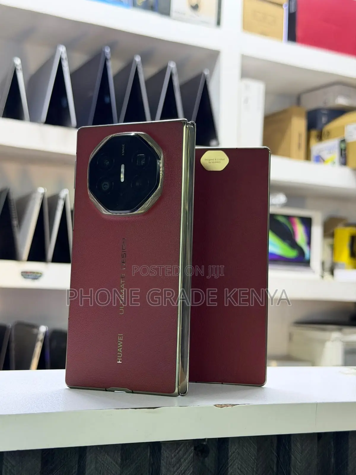 Huawei Mate XT Ultimate Design 512 GB Red