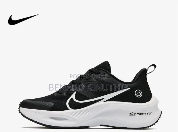 Nike Orthopedic Trainers for Women - thumbnail 2