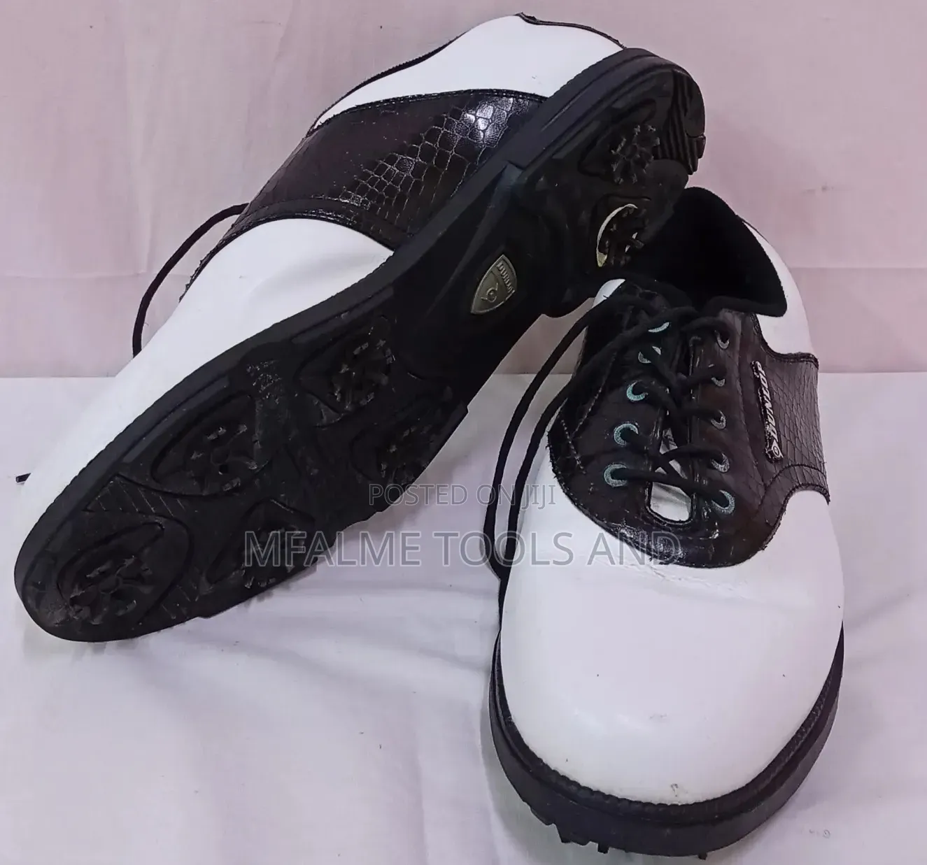 Dunlop White and Black Patterned Golf Shoe
