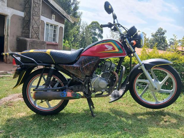 Honda XL 125 2025 Red