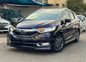 Honda Fit Shuttle 2019 Brown