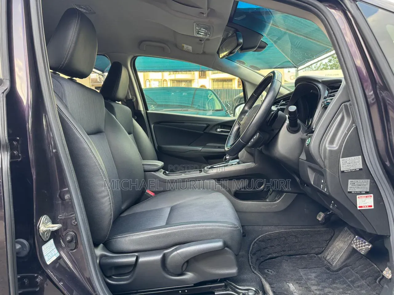 Honda Fit Shuttle 2019 Brown