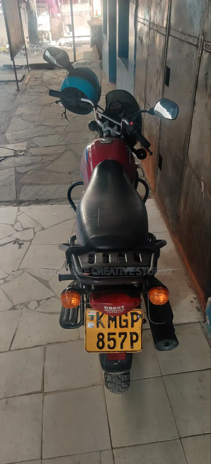 Bajaj Boxer X125 2023 Red