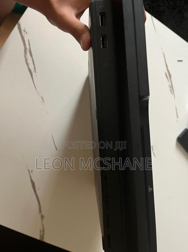 2 Playstation 3 Units - thumbnail 2