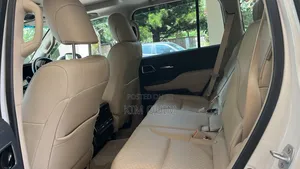 Toyota Land Cruiser 2023 White