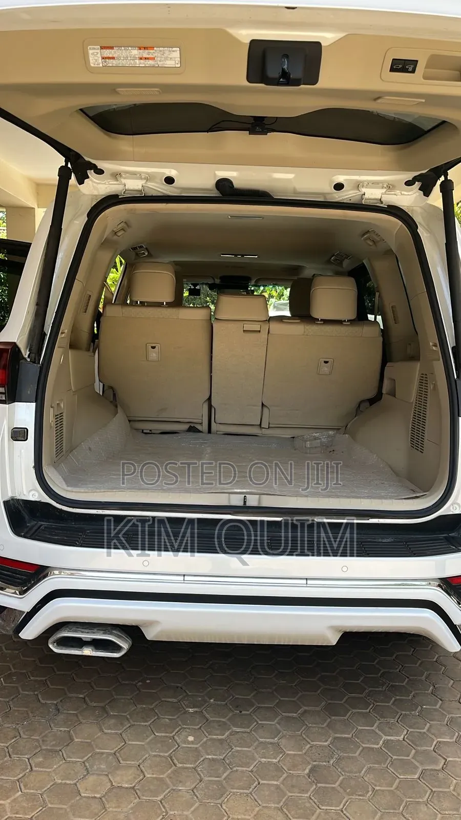 Toyota Land Cruiser 2023 White