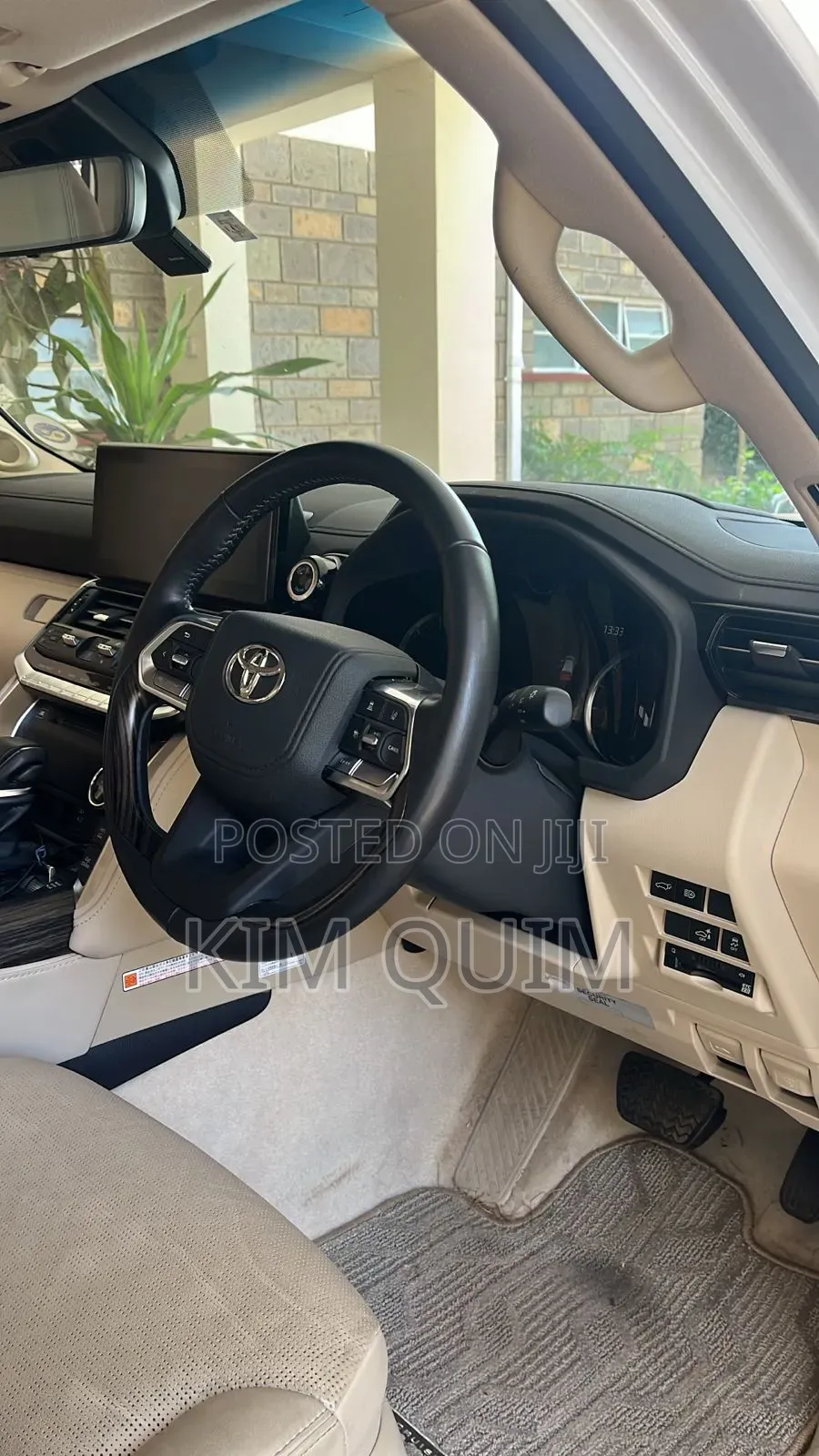 Toyota Land Cruiser 2023 White