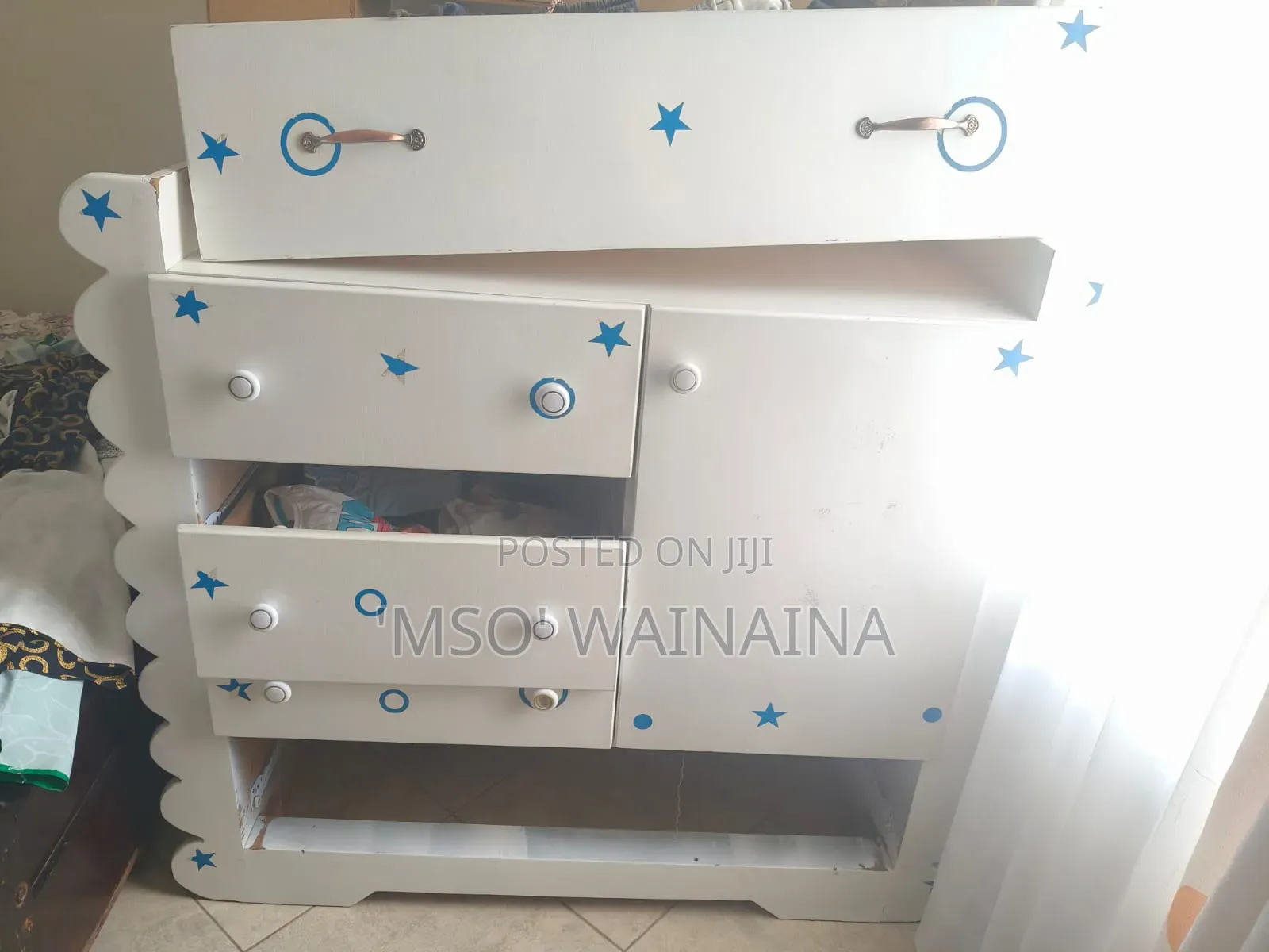 Chest of Drawers