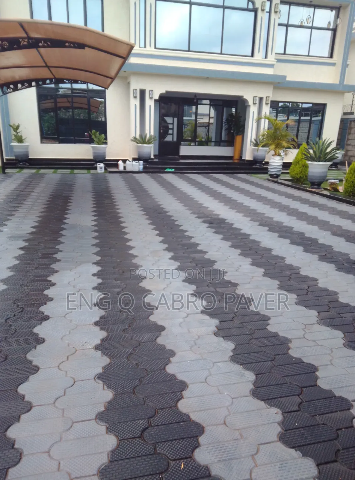 Professional Cabro Fixing and Polishing Landscaping Services