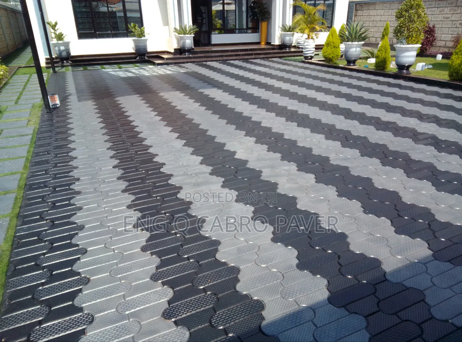 Professional Cabro Fixing and Polishing Landscaping Services