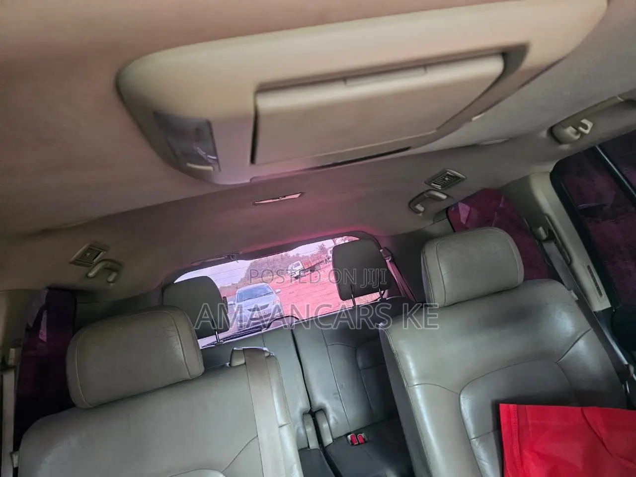 Toyota Land Cruiser 2010 Red