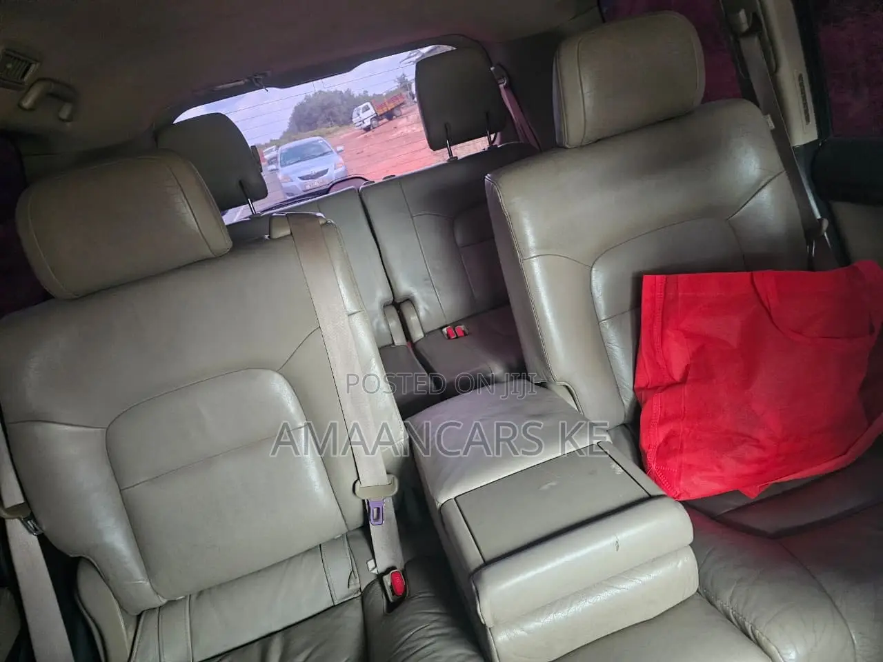 Toyota Land Cruiser 2010 Red