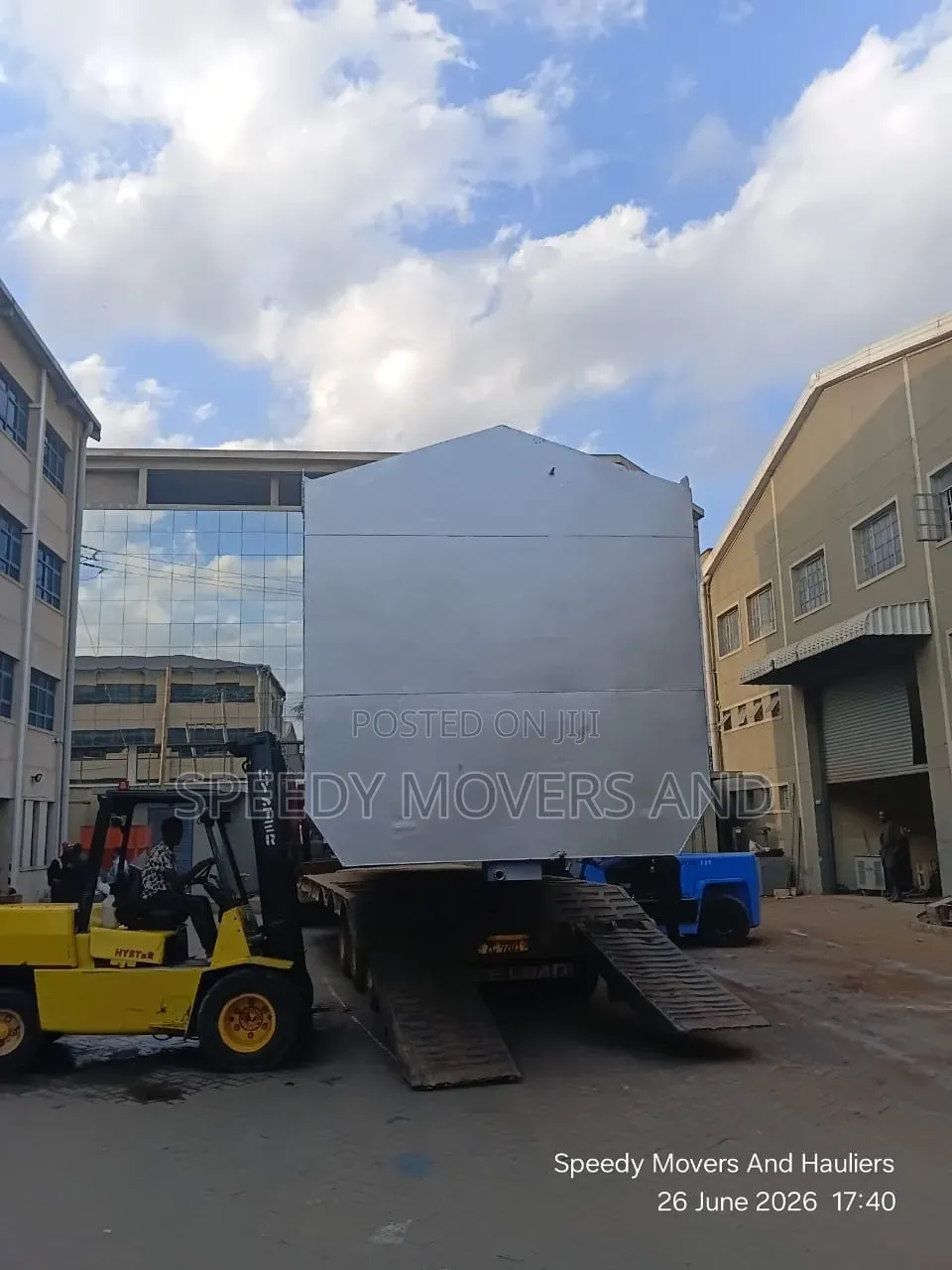Material Handling Services- Forklift Available, Safe Fast