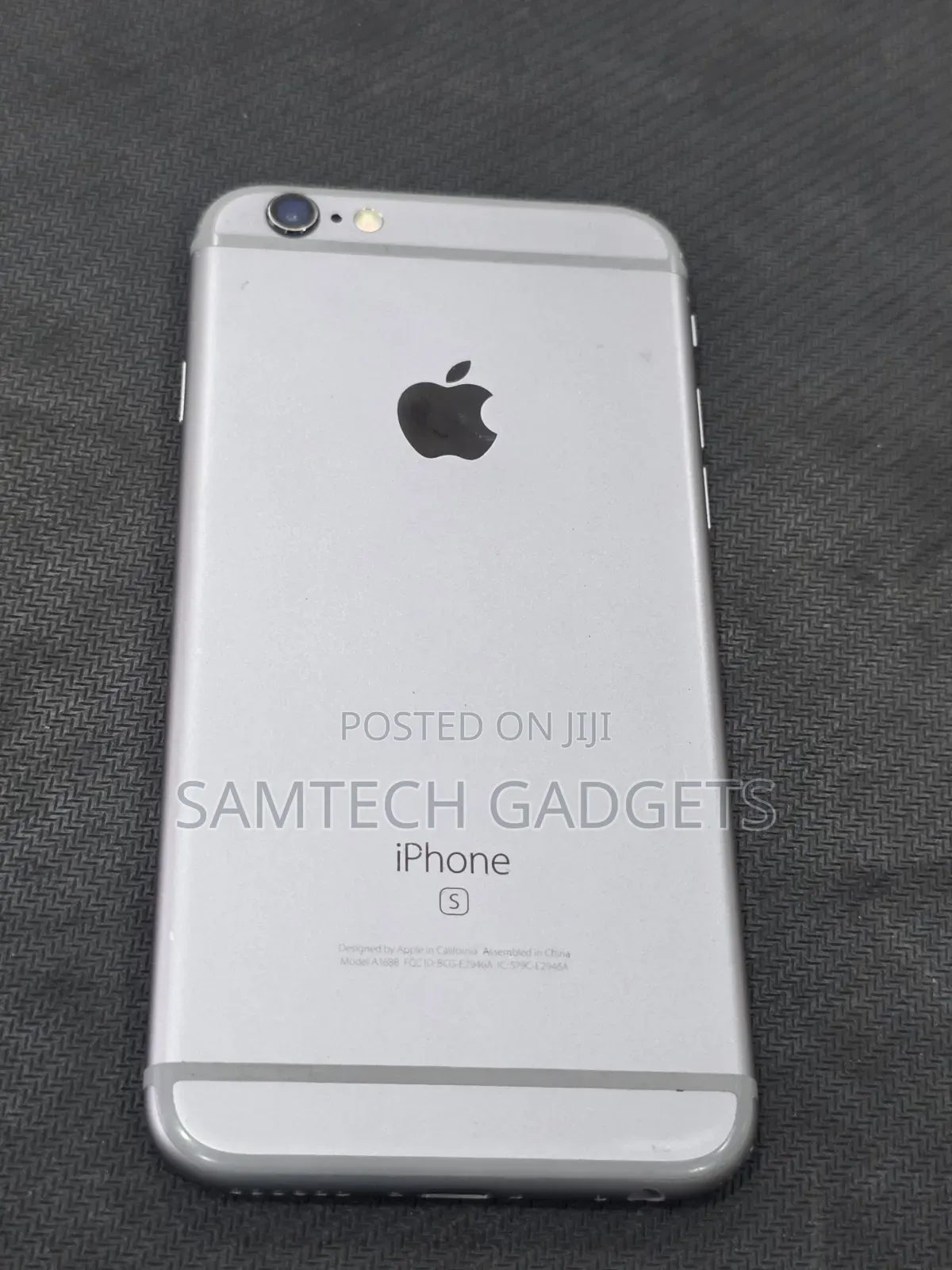 Apple iPhone 6s 32 GB Silver