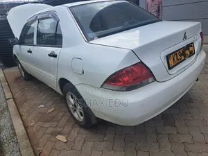 Mitsubishi Lancer Cedia 2006 White