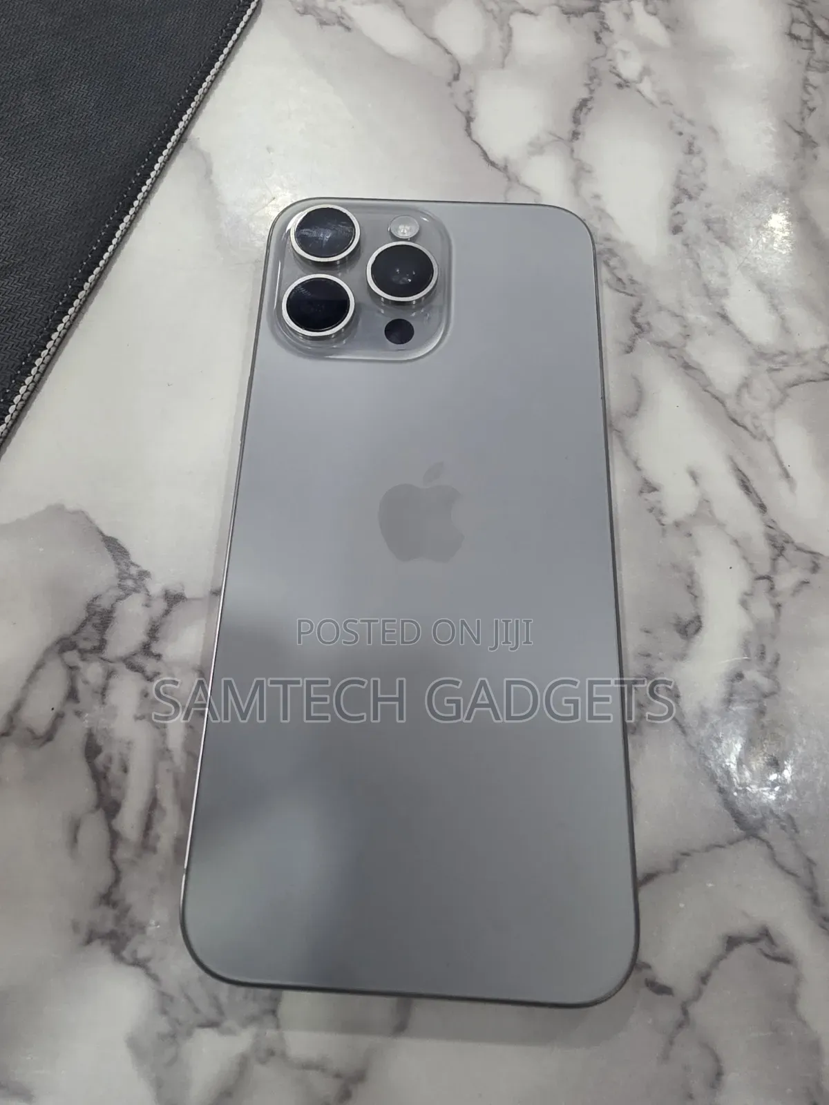Apple iPhone 15 Pro Max 256 GB Gray