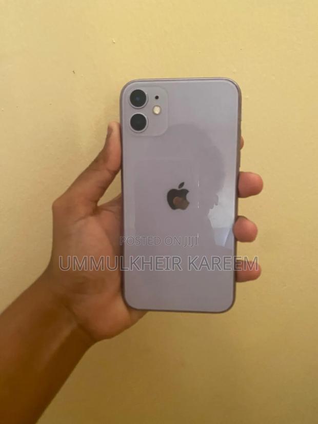 Apple iPhone 11 64 GB Purple