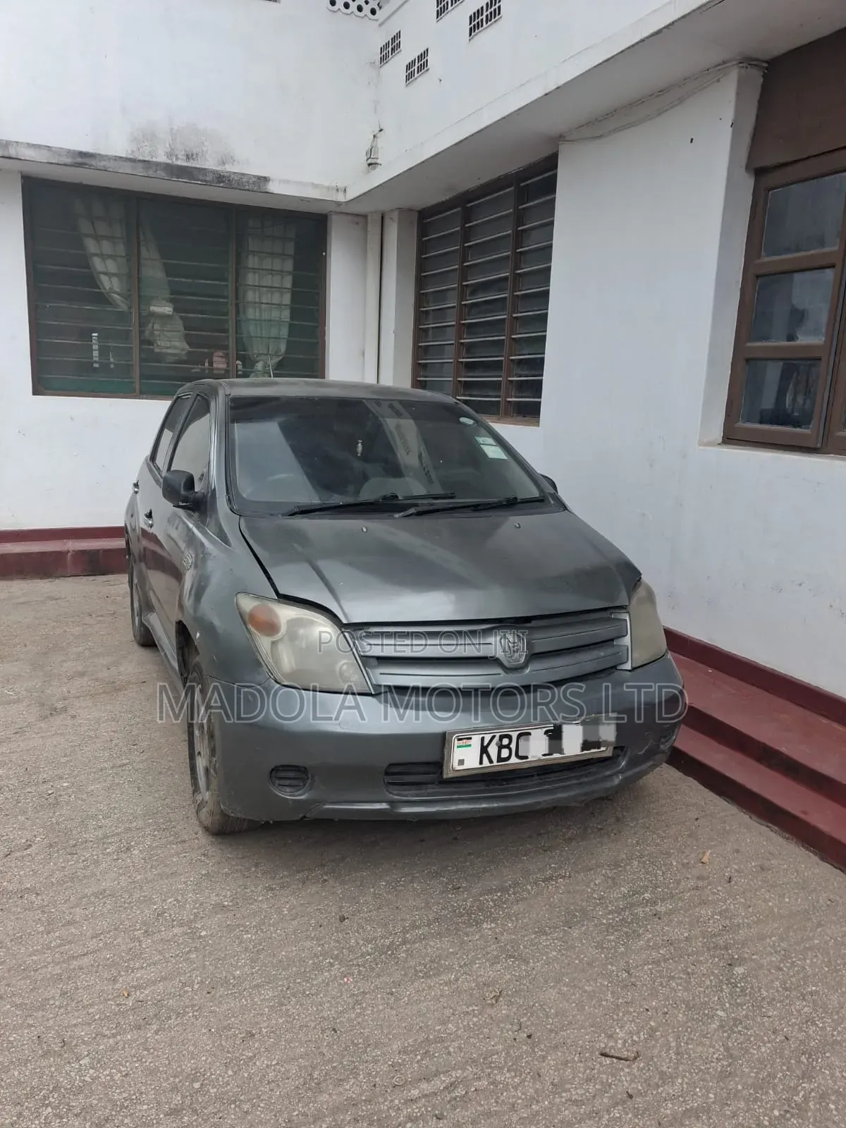 Toyota IST 2006 Gray