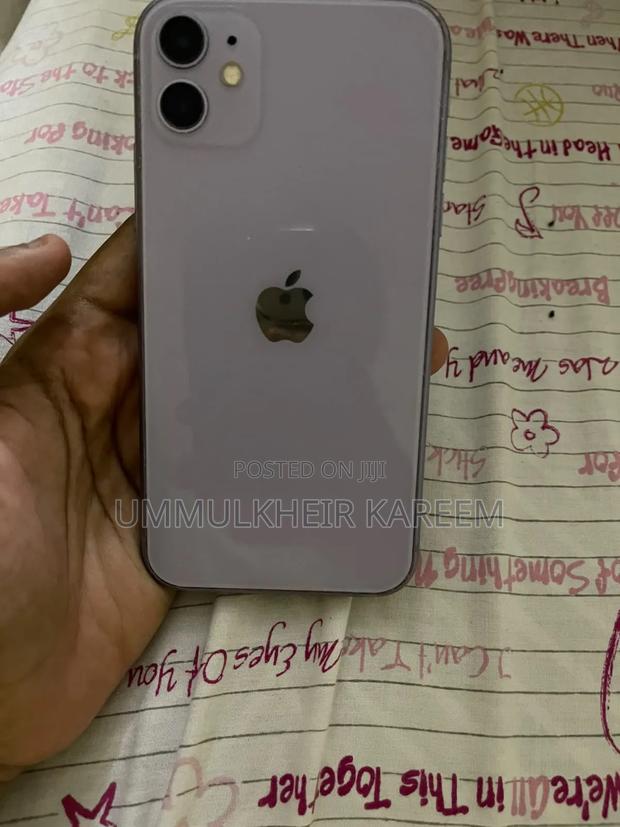 Apple iPhone 11 64 GB Purple - thumbnail 3