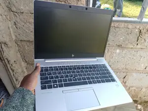 Laptop HP EliteBook 840 G5 8GB Intel Core i7 SSHD (Hybrid) 256GB