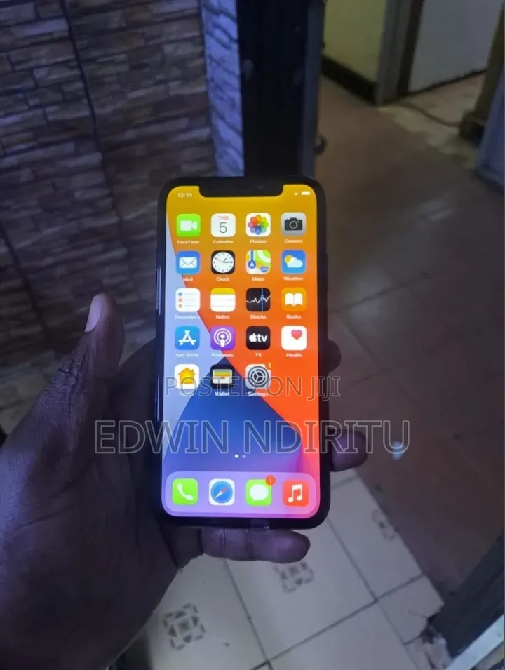 New Apple iPhone X 256 GB White