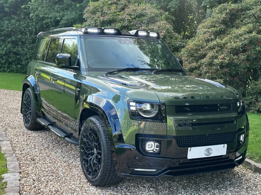 New Land Rover Defender 110 P400 S 2025 Green