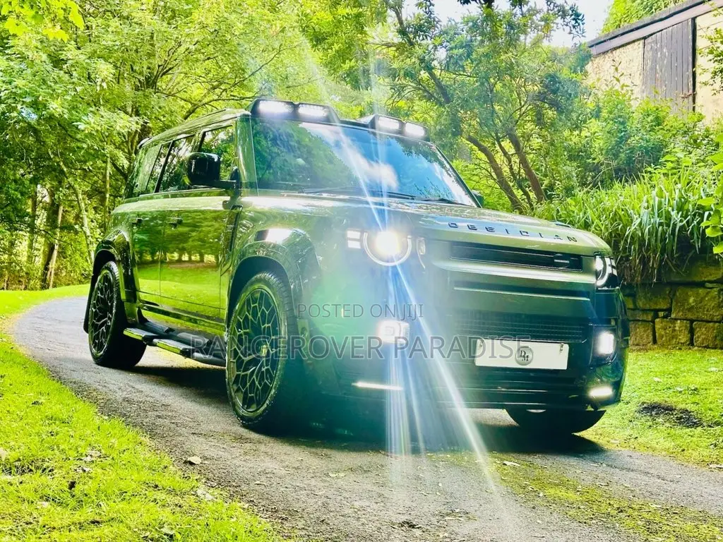 New Land Rover Defender 110 P400 S 2025 Green