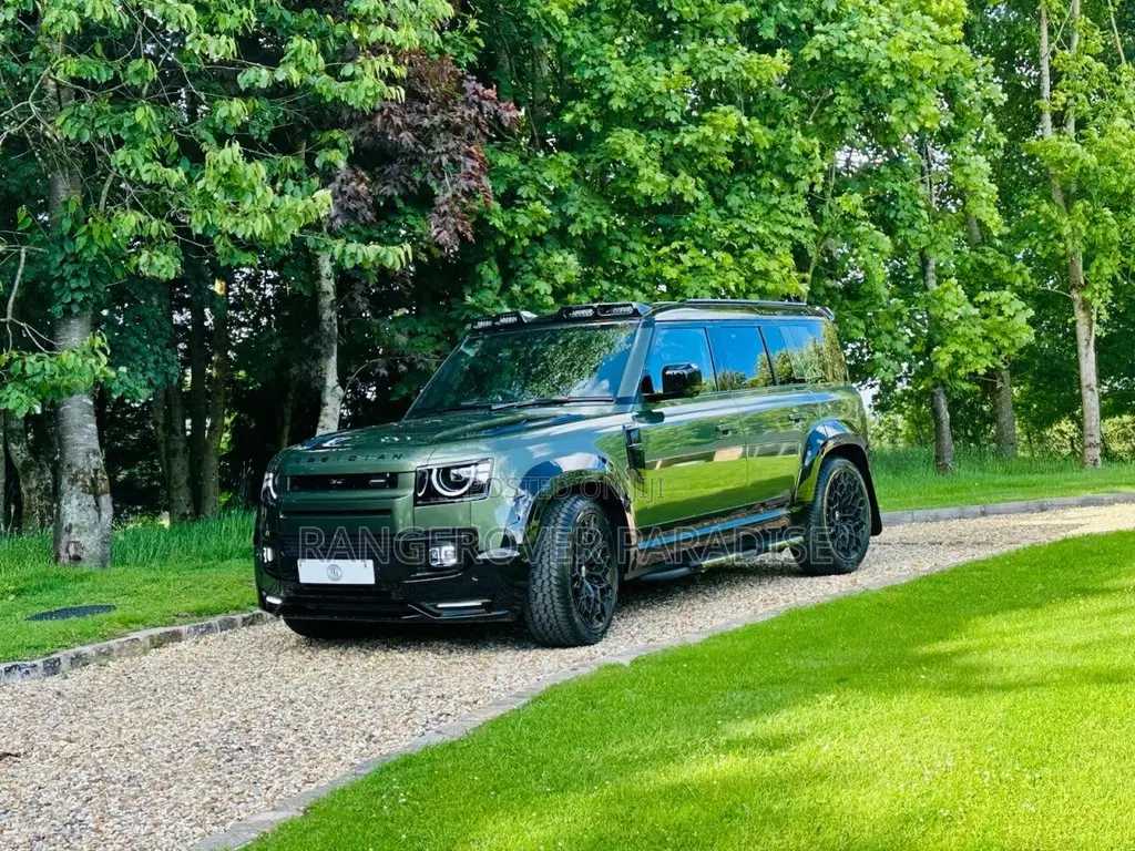 New Land Rover Defender 110 P400 S 2025 Green