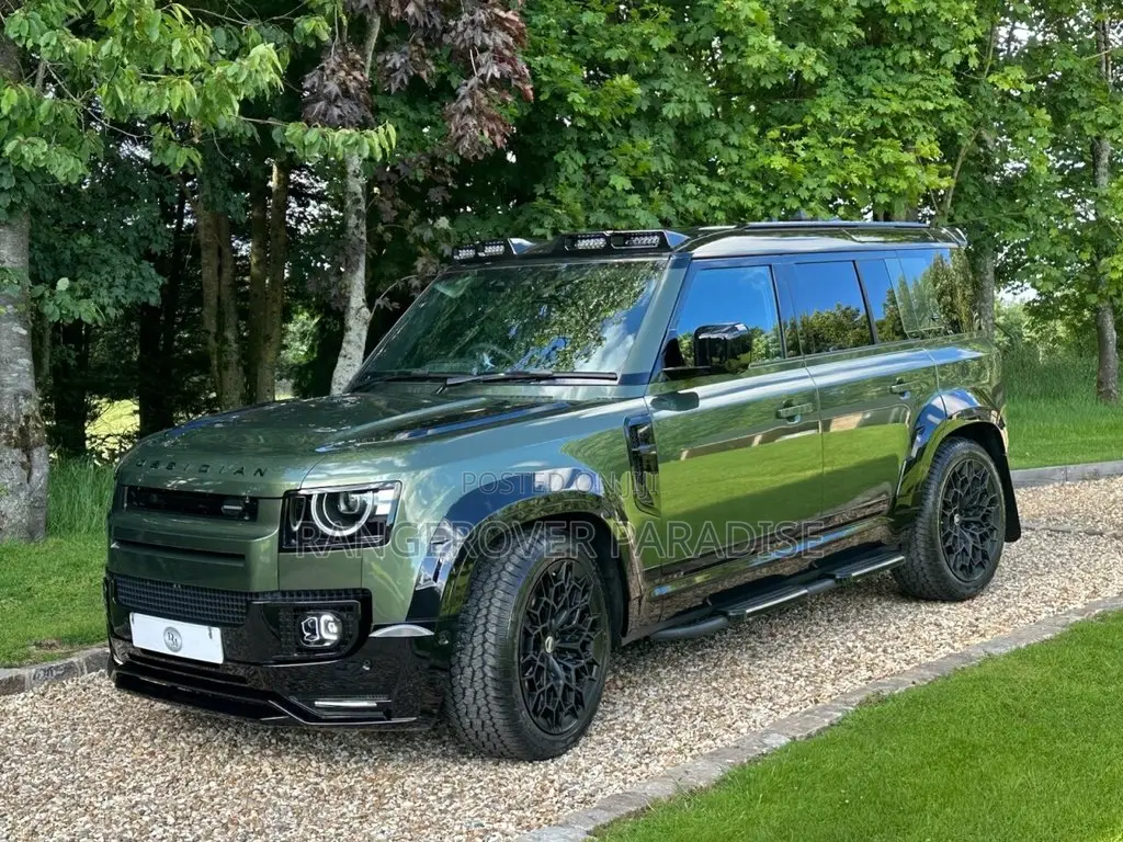 New Land Rover Defender 110 P400 S 2025 Green