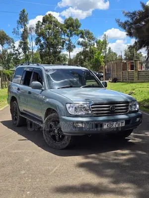Toyota Land Cruiser 2005 Blue
