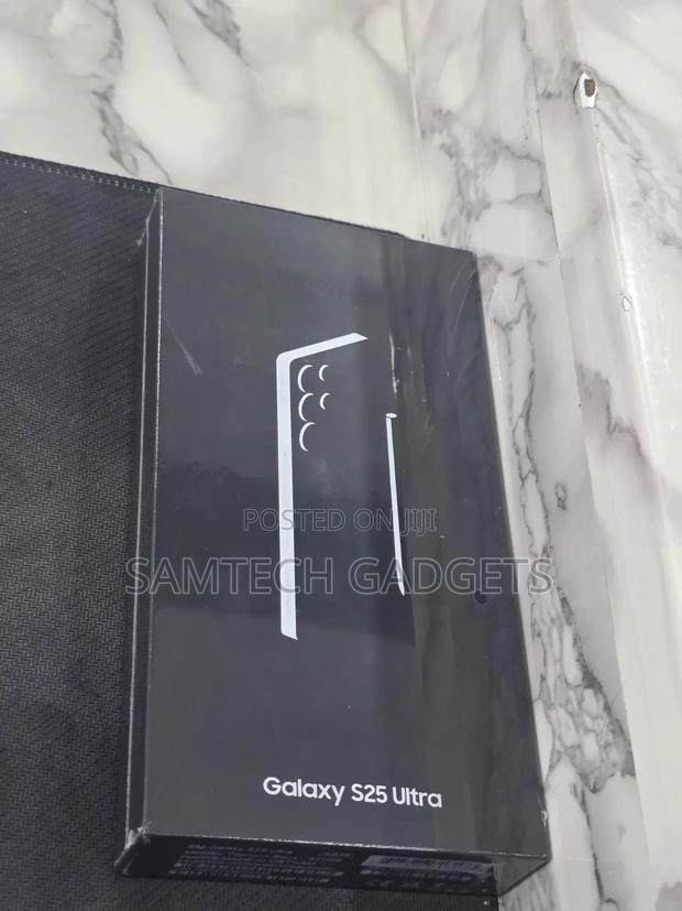 New Samsung Galaxy S25 Ultra 512 GB Black - thumbnail 2