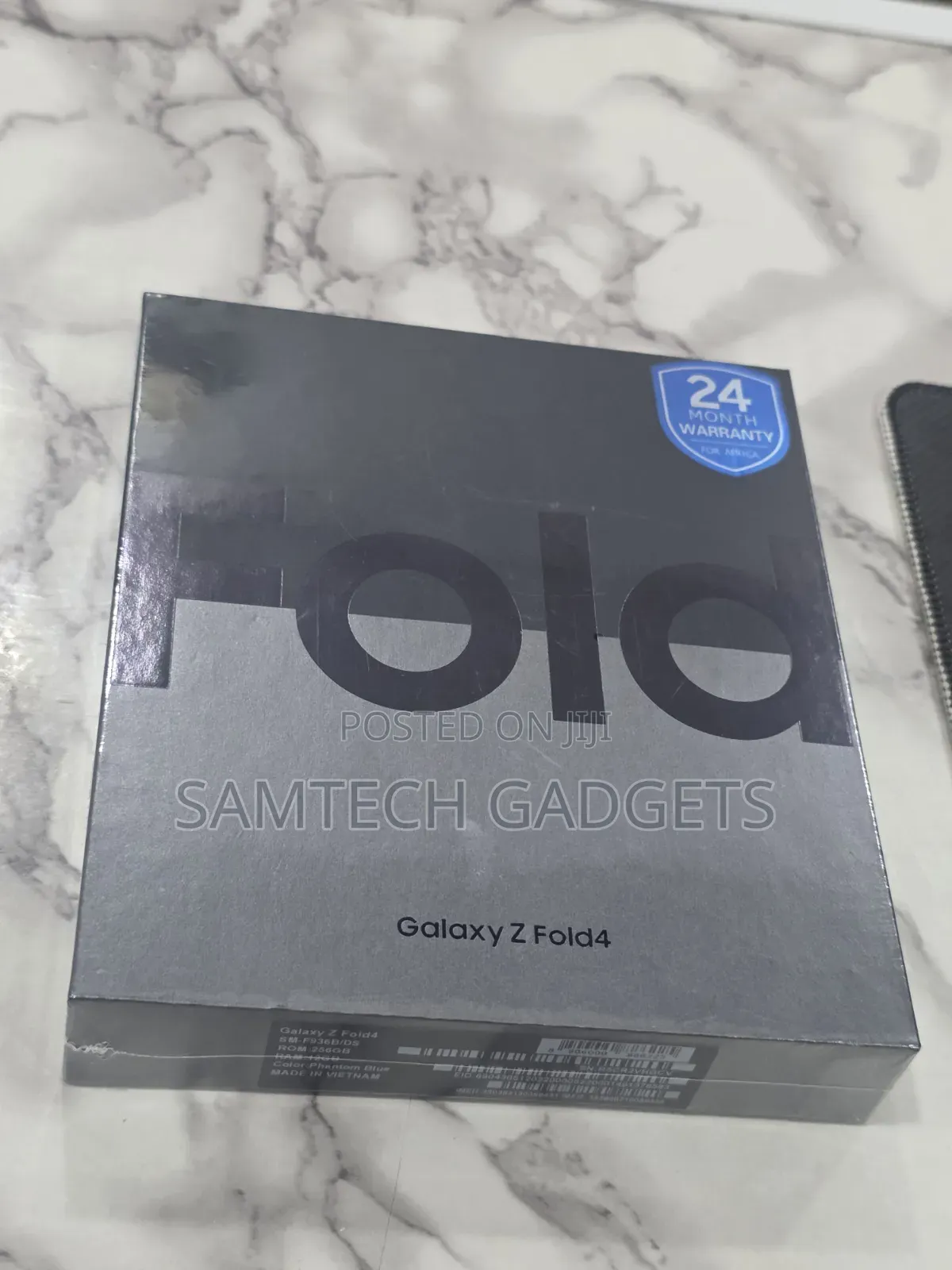 New Samsung Galaxy Z Fold4 256 GB Blue
