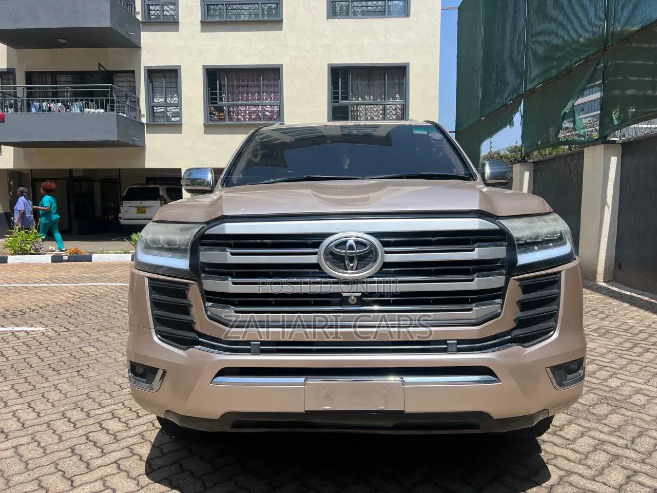 Toyota Land Cruiser 2014 Ivory