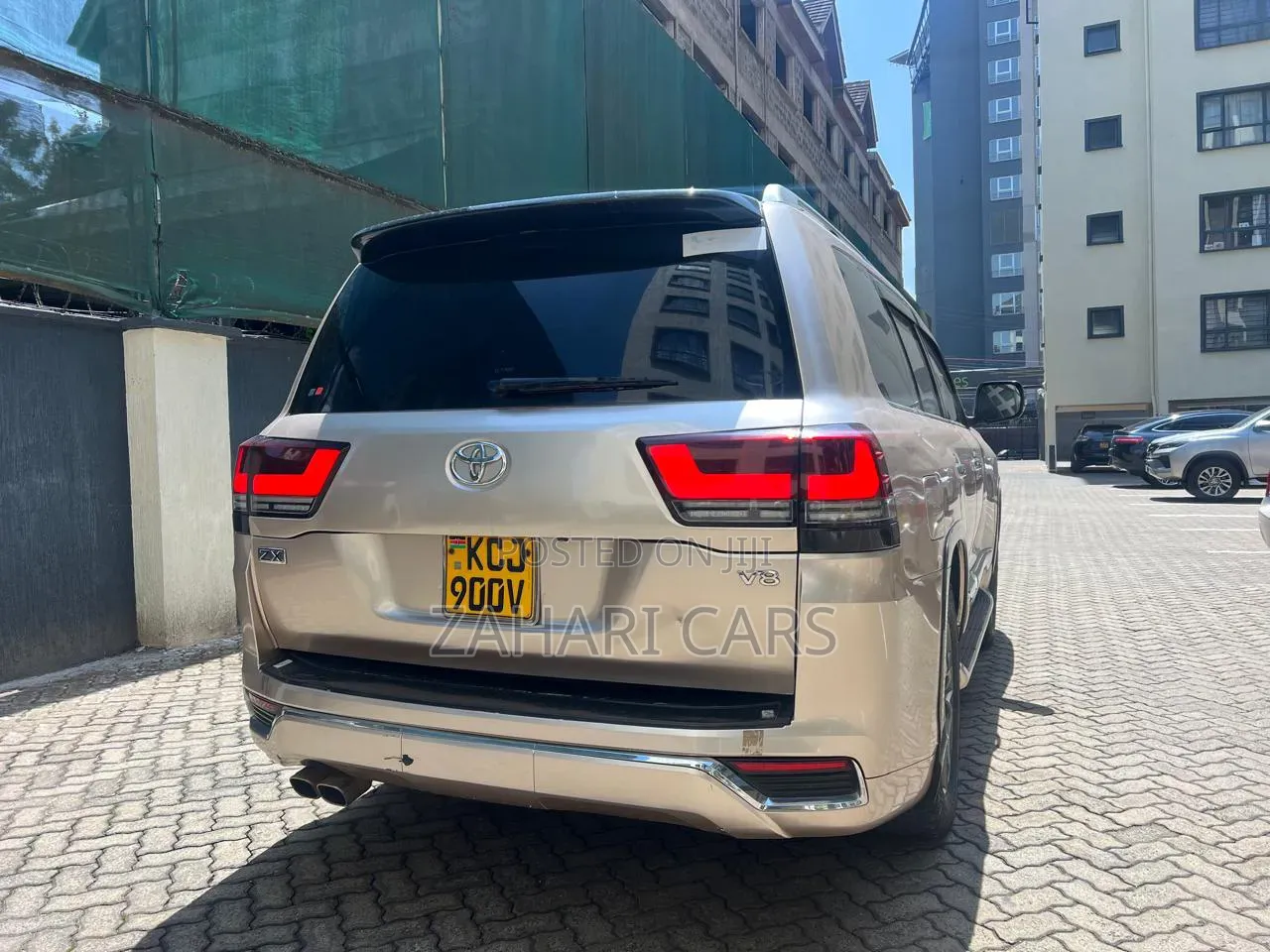 Toyota Land Cruiser 2014 Ivory