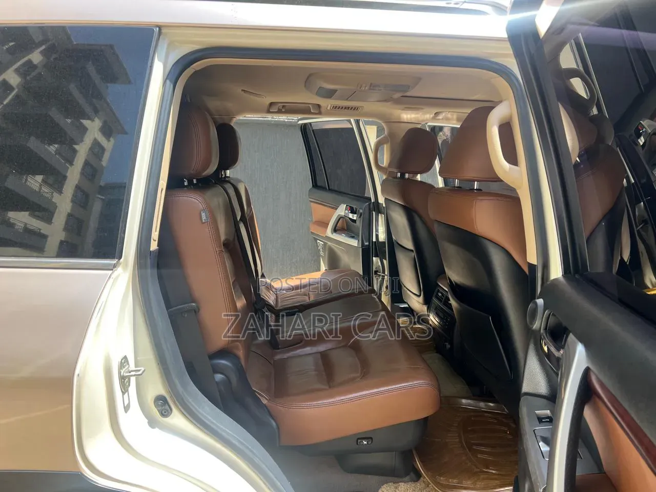 Toyota Land Cruiser 2014 Ivory