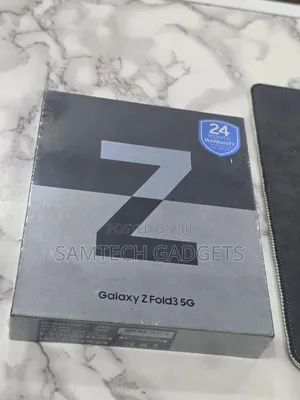 New Samsung Galaxy Z Fold3 5G 256 GB Black