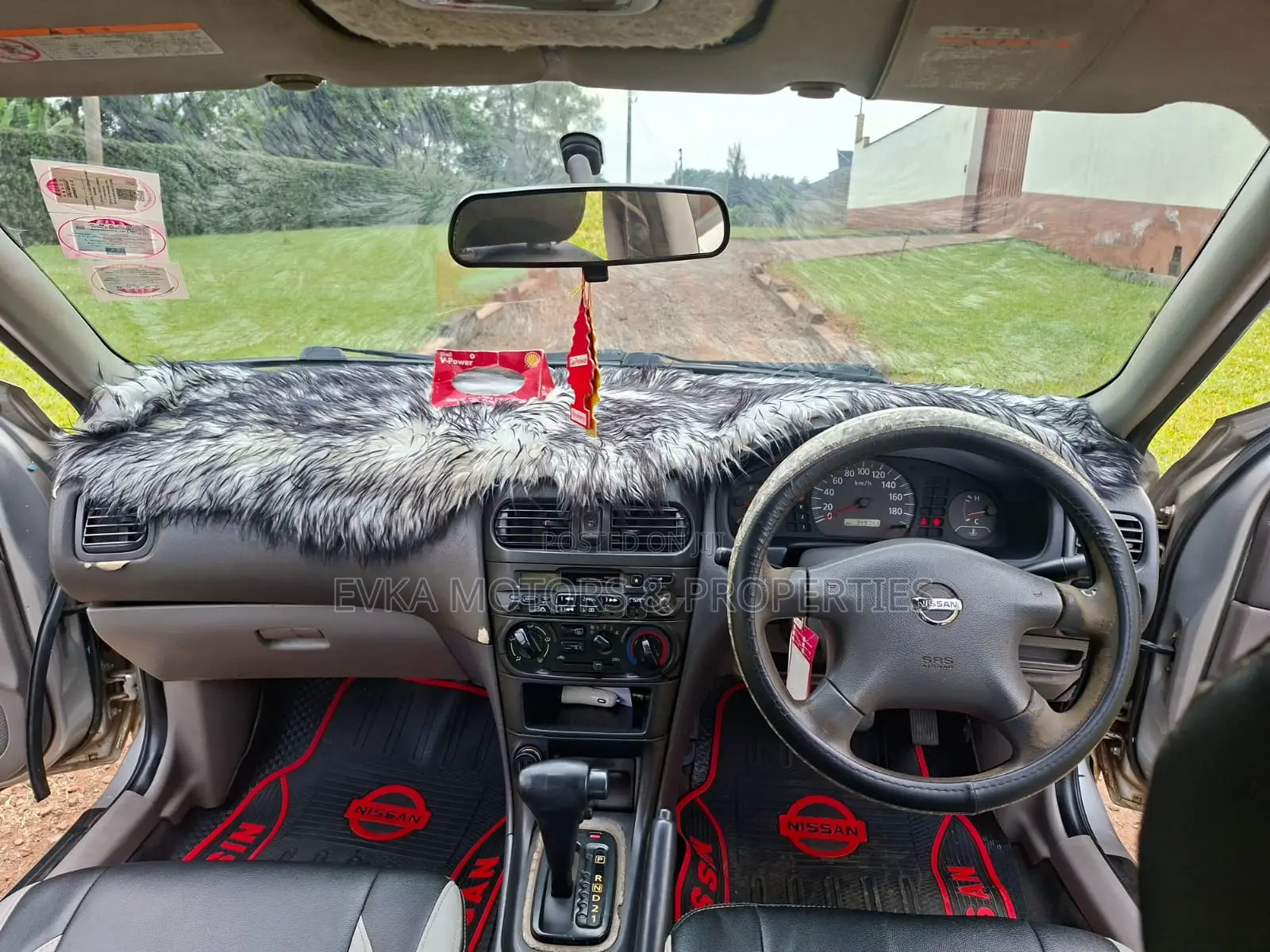 Nissan FB15 2004 Silver