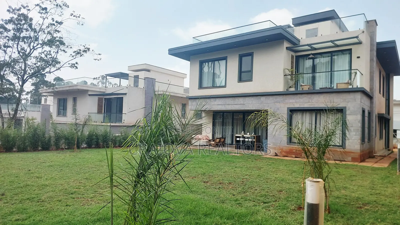 4bdrm Townhouse/Terrace in Loresho for sale