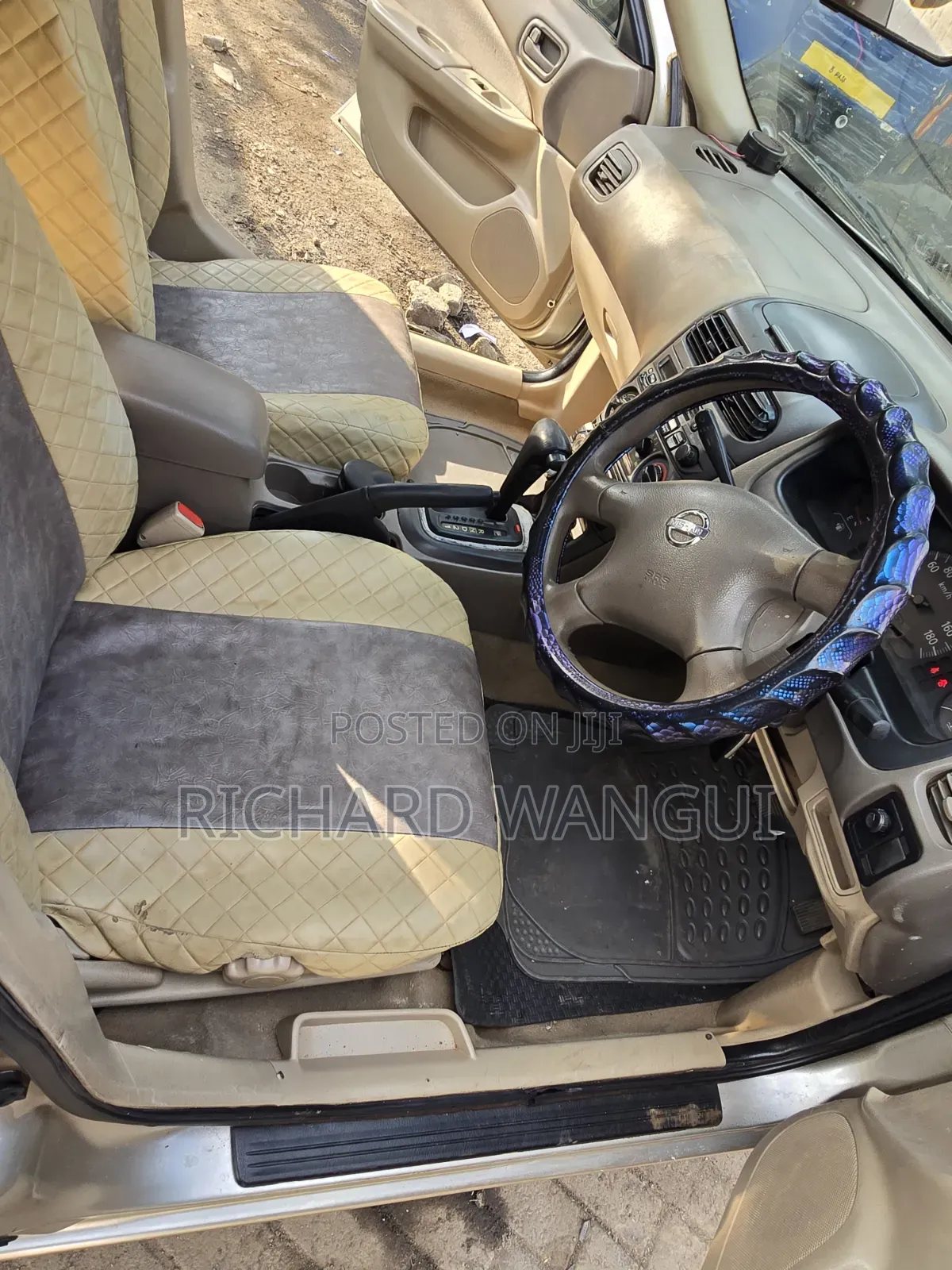 Nissan Sunny 2003 Gold