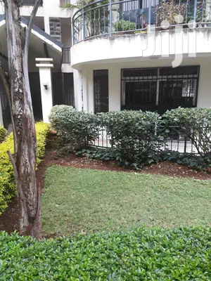2br Plus SQ Lavington Near Valley Arcade